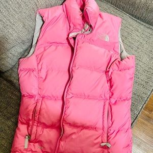 Women’s North Face M Puffer Vest